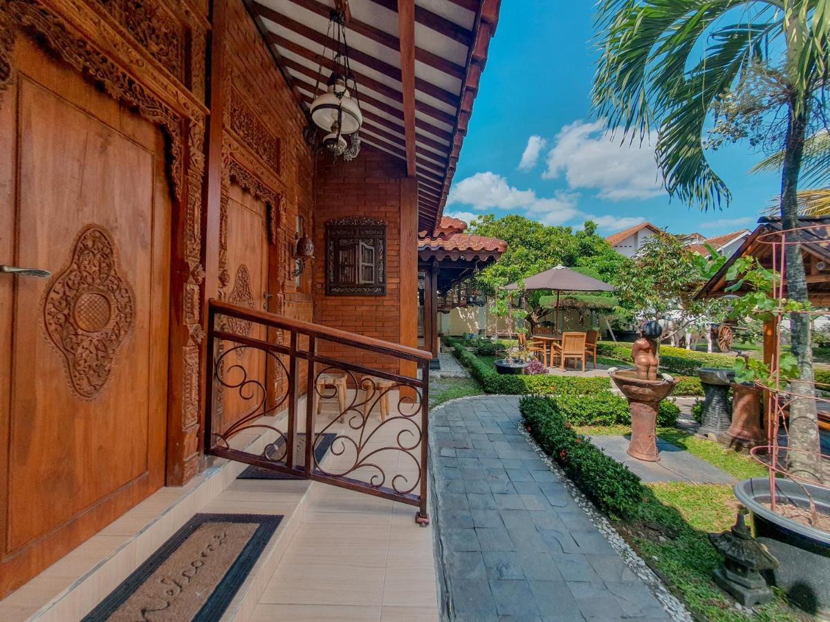 יוגיאקרטה Dem Ayem Heritage Guest House מראה חיצוני תמונה